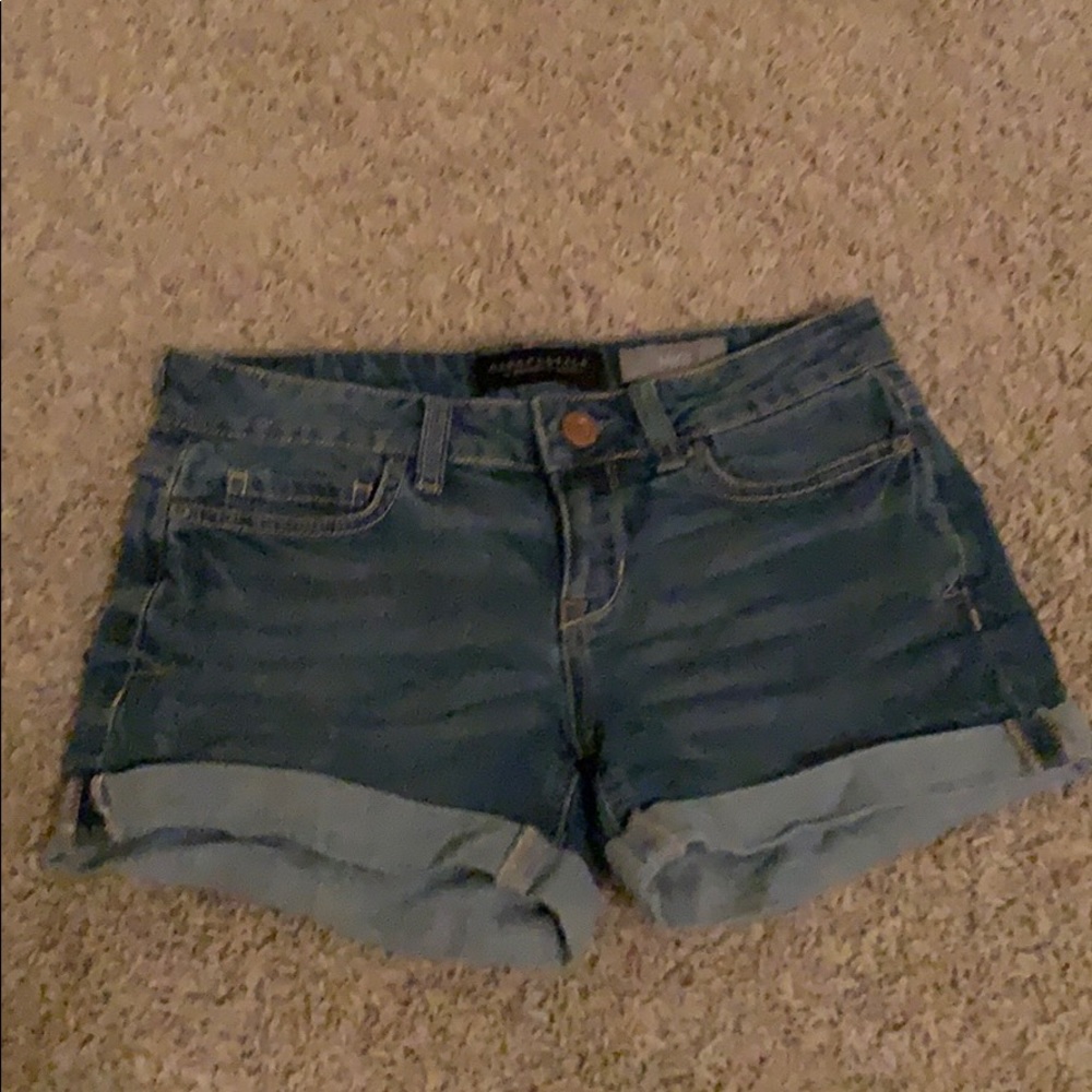 Aeropostale midi shorts in a 00